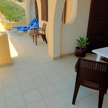 Apartamento Centeanes *