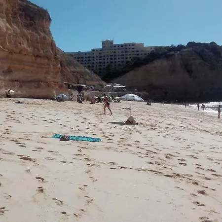 Centeanes Appartement *